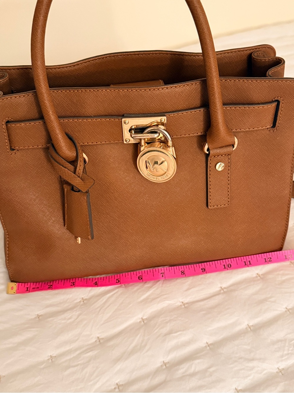 Michael Kors East West Hamilton Saffiano Leather bag - Picture 9 of 12